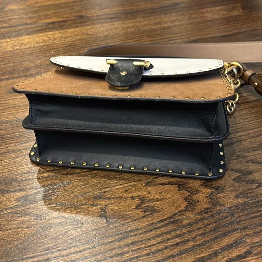 COACH Beat should bag with rivets - Picture 3 of 15